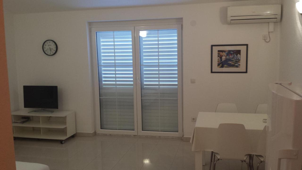 Apartments Irena โวดีเซ ภายนอก รูปภาพ