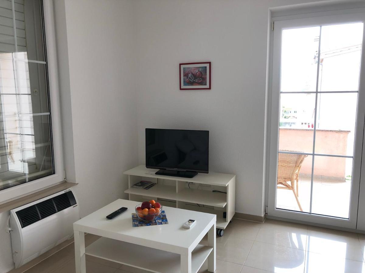 Apartments Irena โวดีเซ ภายนอก รูปภาพ