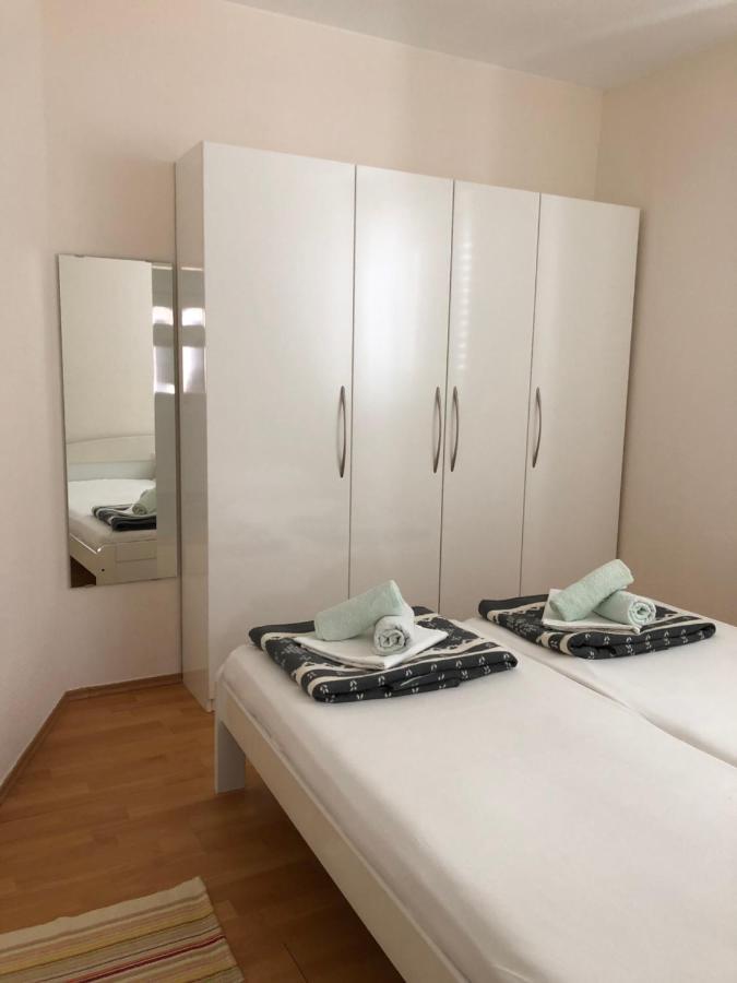 Apartments Irena โวดีเซ ภายนอก รูปภาพ